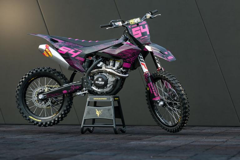 Husqvarna Pulse Pink Graphics Kit OMXGraphics   Husqvarna Graphics Kit Pulse 4 768x512 