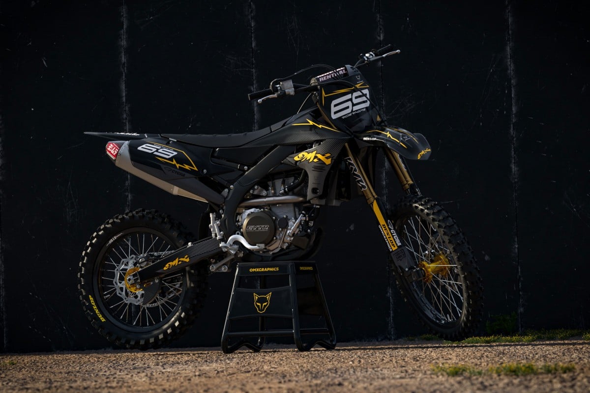 Top-notch Graphics for Yamaha YZ450 FX Promo