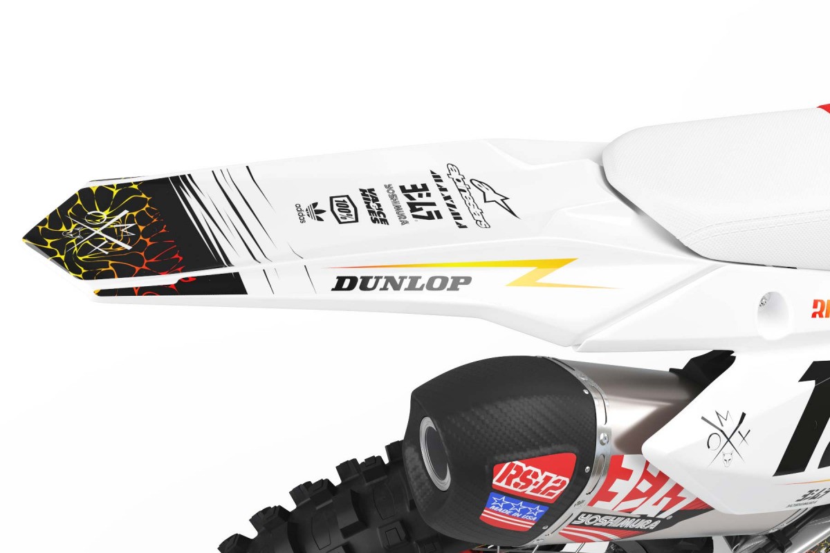 Suzuki RIVAL Graphics Kit – OMXGraphics