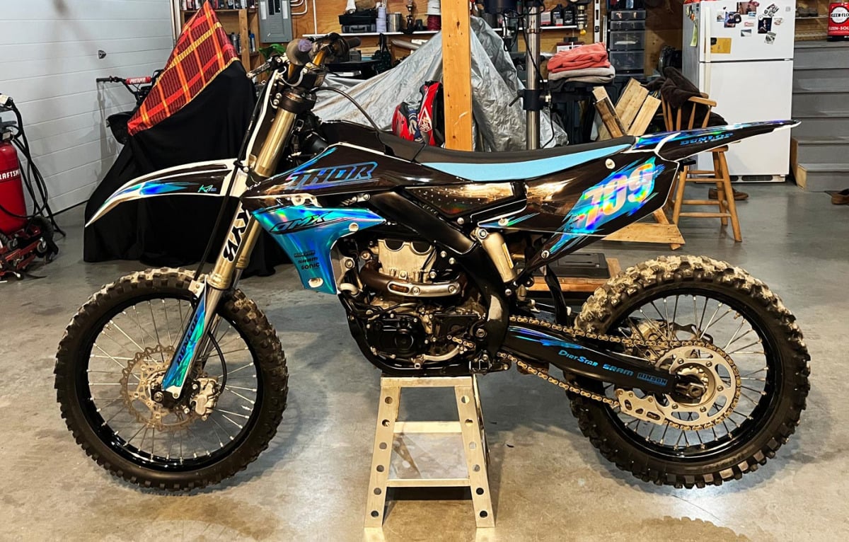 Holographic-Mx-Graphics-for-YZF450-2018-Ben-4
