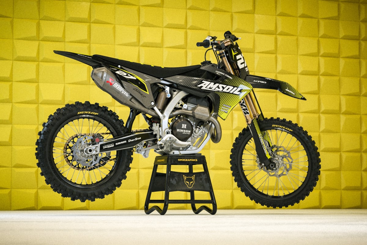 Triumph Dirt Bike Graphics Kit Throttle Promo