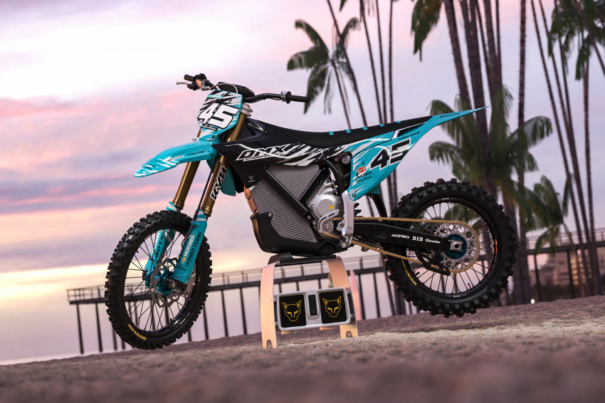 Stark Varg Graphics Kit Ripcore Blue Promo