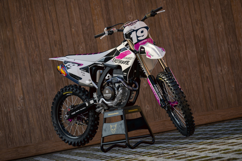 Dirt Bike Graphics Kit for Triumph Phantom Promo