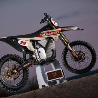 Stark Varg Retro Dirt Bike Graphics Kit Redline Beige Promo