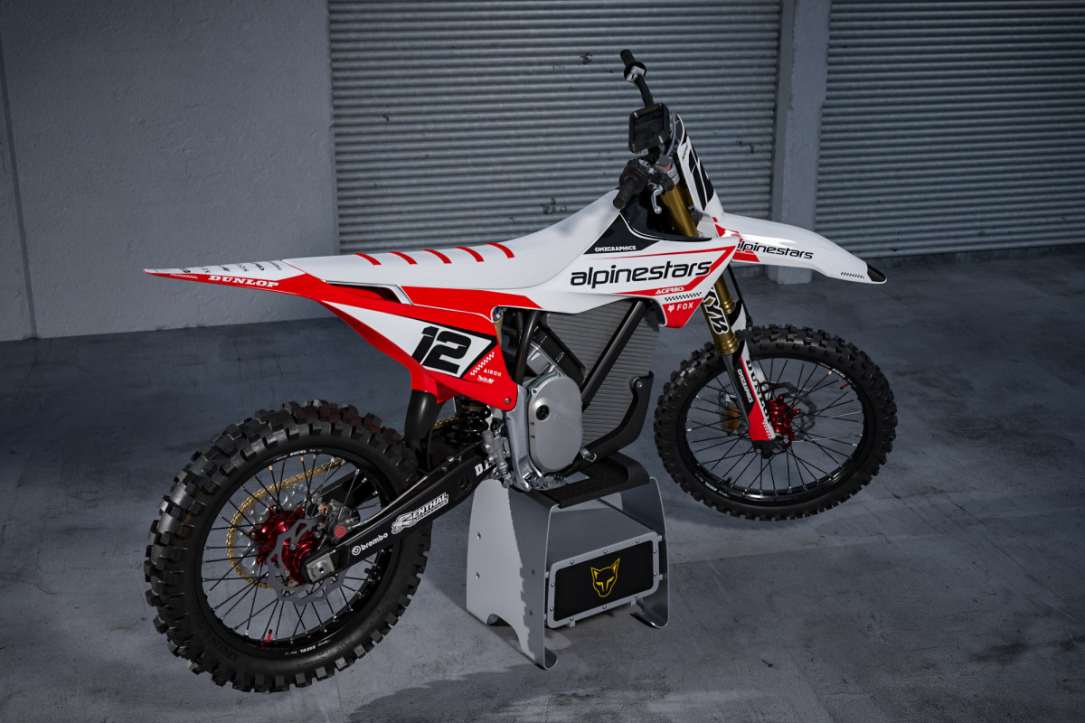 Stark Varg Payback Graphics Kit in Red and White Installed on Stark Varg Bike Promo