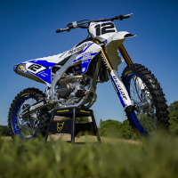Yamaha Dirt Bike Graphics Installed on Yamaha Mx Bike Promo